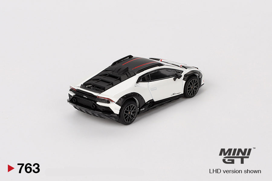 Mini GT Huracán Sterrato Rear Angle in Bianco Asopo