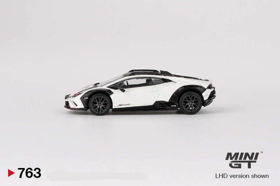 Lamborghini Huracán Sterrato Bianco Asopo Diecast Side View