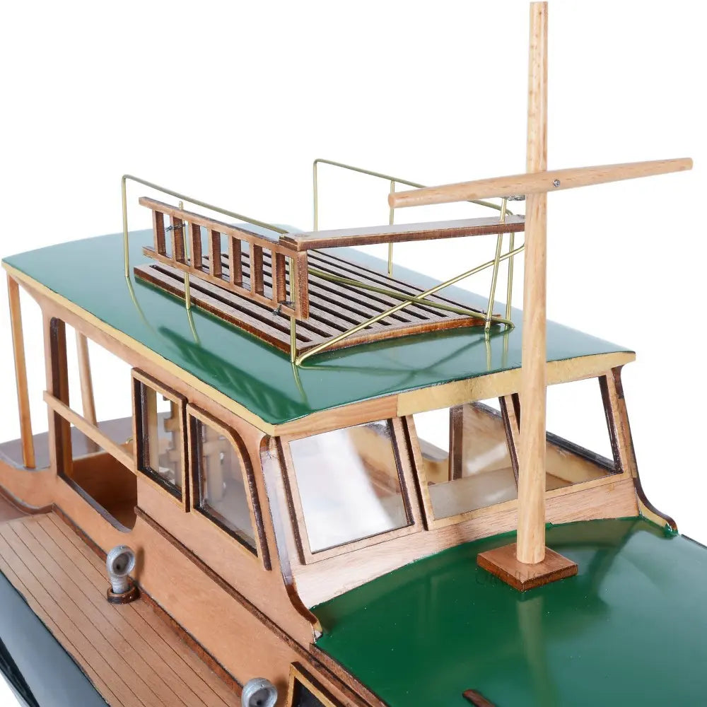 OMH Hemingway Pilar Fishing Boat 27.5-inch wooden model top deck view 