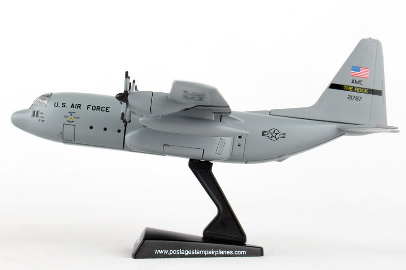 Lockheed Martin C-130 Hercules USAF “Spare 617”, 1/200 Scale Model Left Side View