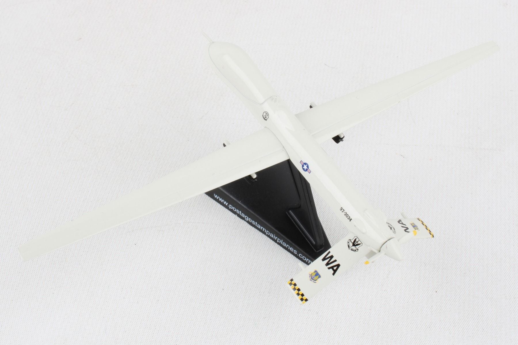 General Atomics RQ-1 Predator UAV 1:187 Scale Diecast Model Left Rear View