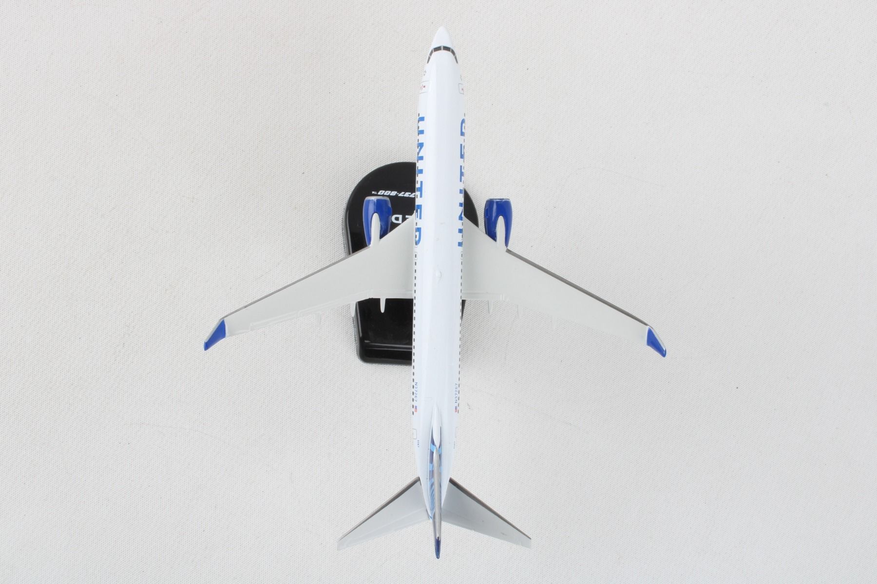 Boeing 737-800 United Airlines, 1/300 Scale Diecast Model Top View