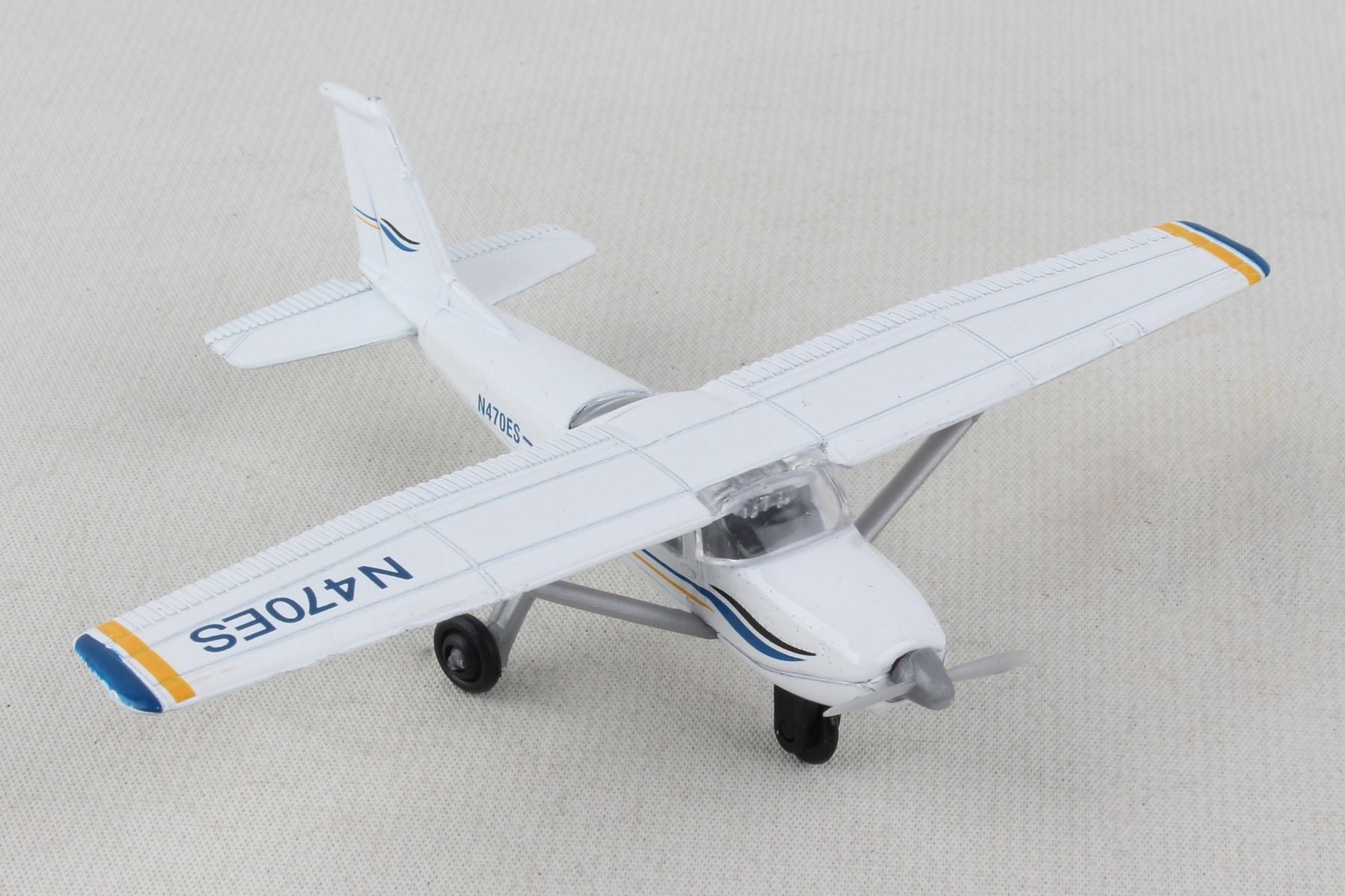 Cessna 172 Skyhawk Diecast Aircraft Toy Right Front View