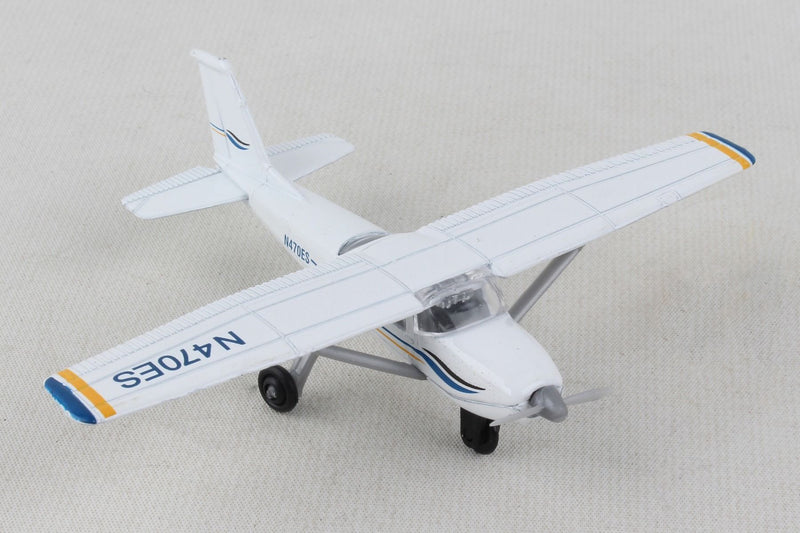 Cessna 172 Skyhawk Diecast Aircraft Toy Right Front View