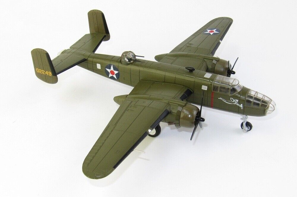 North American B-25B Mitchell “Hari Kari-er” Doolittle Raid 1942, 1/72 Scale Diecast Model Right Front View