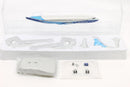 Boeing 737 MAX 7 Boeing Livery 1/200 Scale Model Box Contents