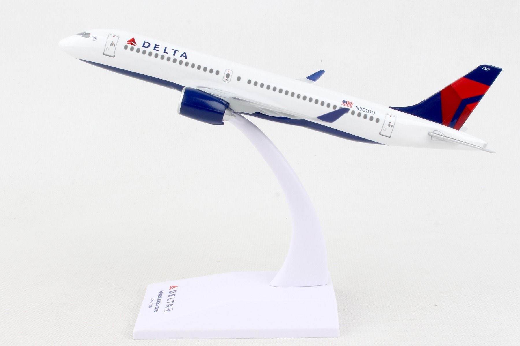 Airbus A220-300 Delta Airlines (N301DU) 1:200 Scale Model Left Side View