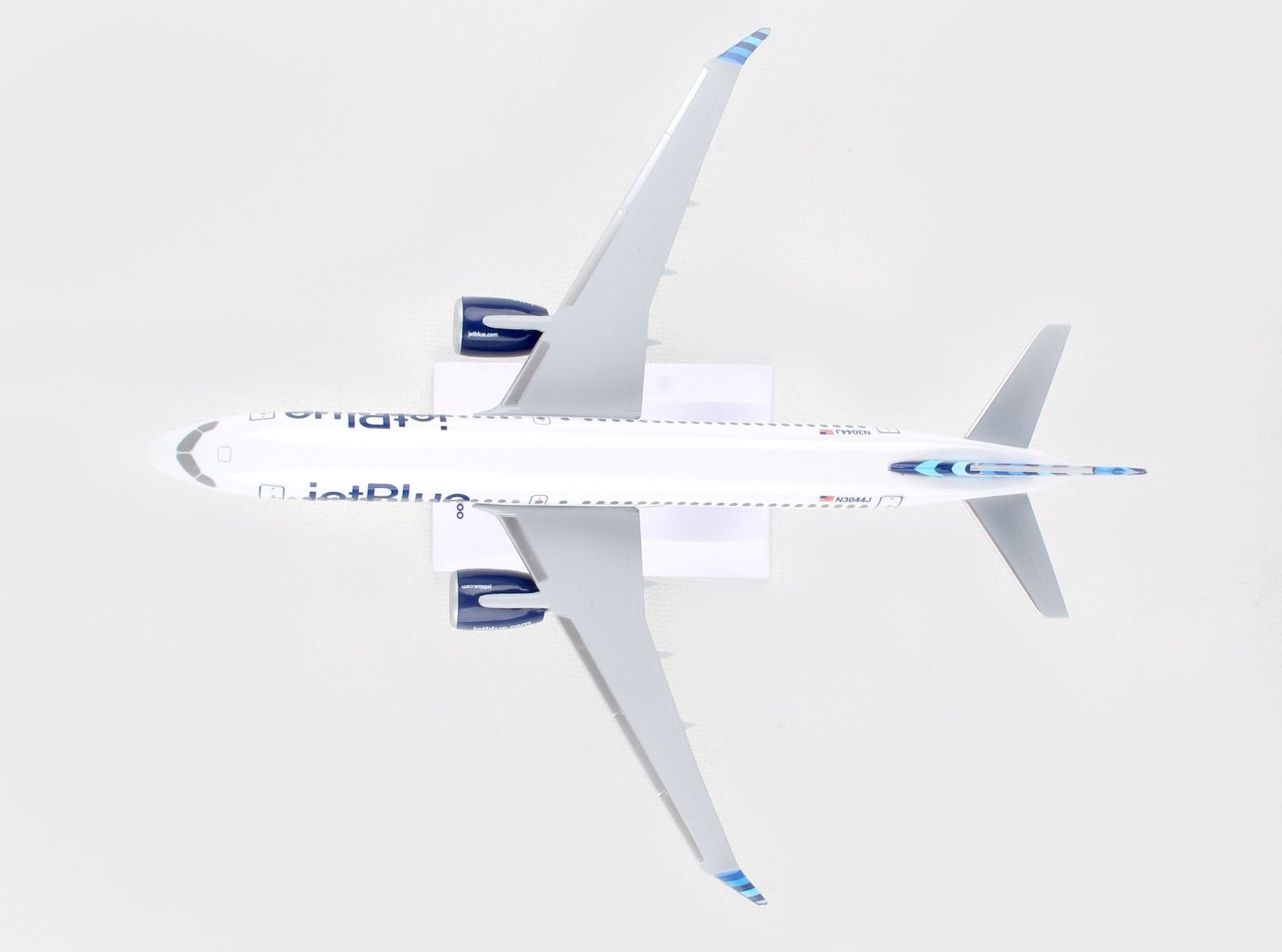 Airbus A220-300 jetBlue Airways, 1:200 Scale Model Top View