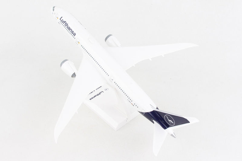 Boeing 787-9 Lufthansa (D-ABPA) “Berlin” 1:200 Scale Model Left Rear View