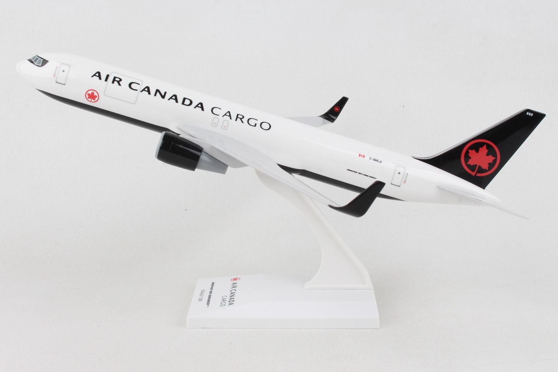 Boeing 767-300F Air Canda Cargo (C-GHLU) 1:200 Scale Model Left Side View