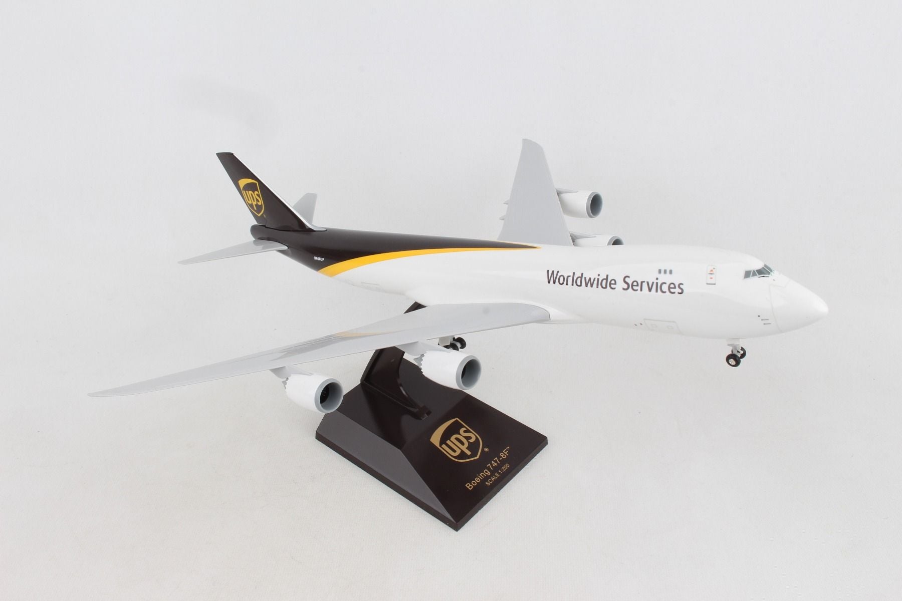 Boeing 747-8F UPS 1:200 Scale Model Right Front View