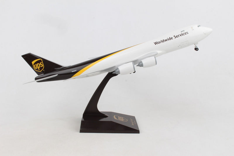 Boeing 747-8F UPS 1:200 Scale Model Right Side View