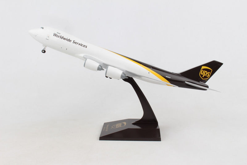 Boeing 747-8F UPS 1:200 Scale Model Left Side View