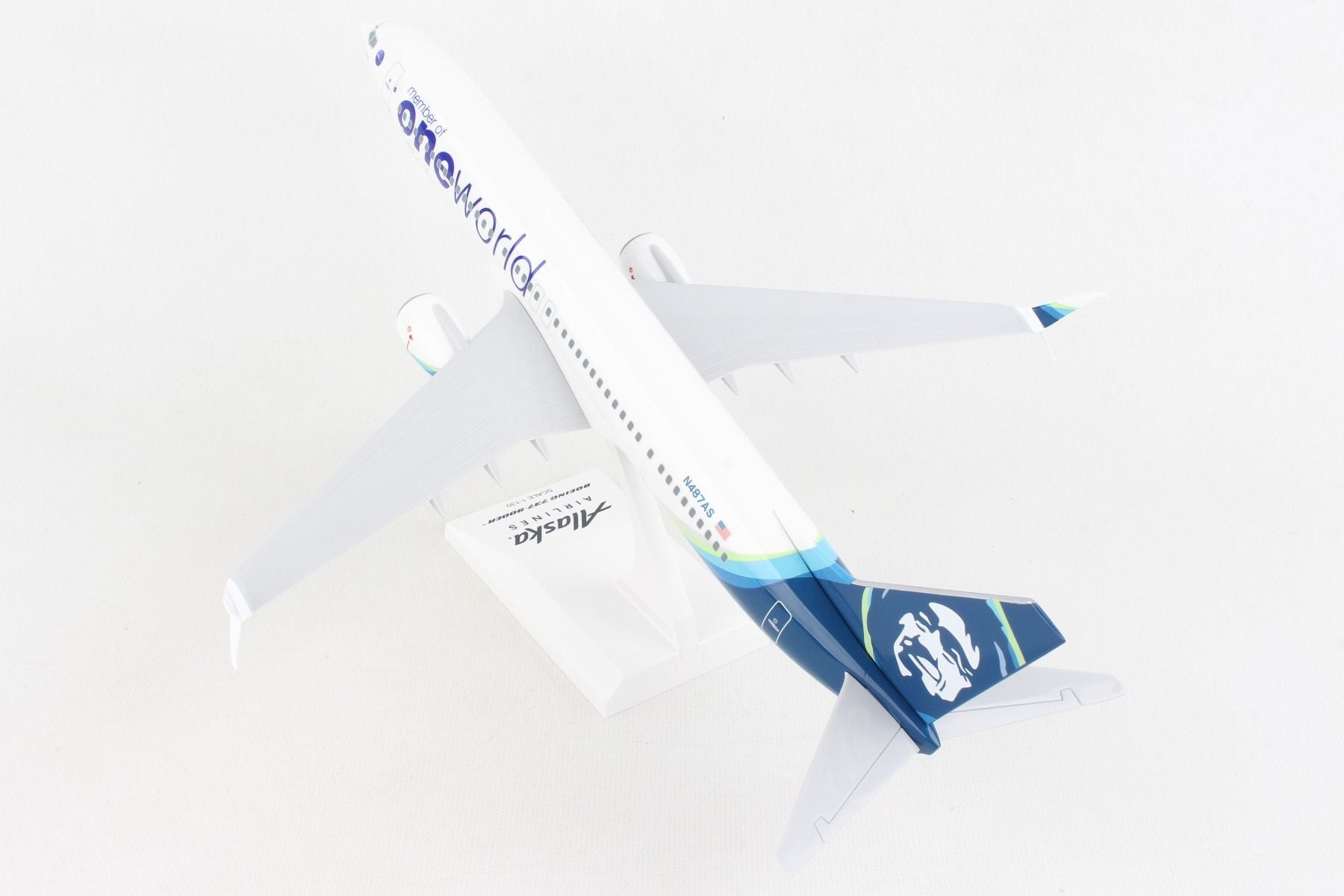 Skymarks Boeing 737-900 Alaska Airlines “One World” (N487AS) 1:130 Scale Model Left Rear View