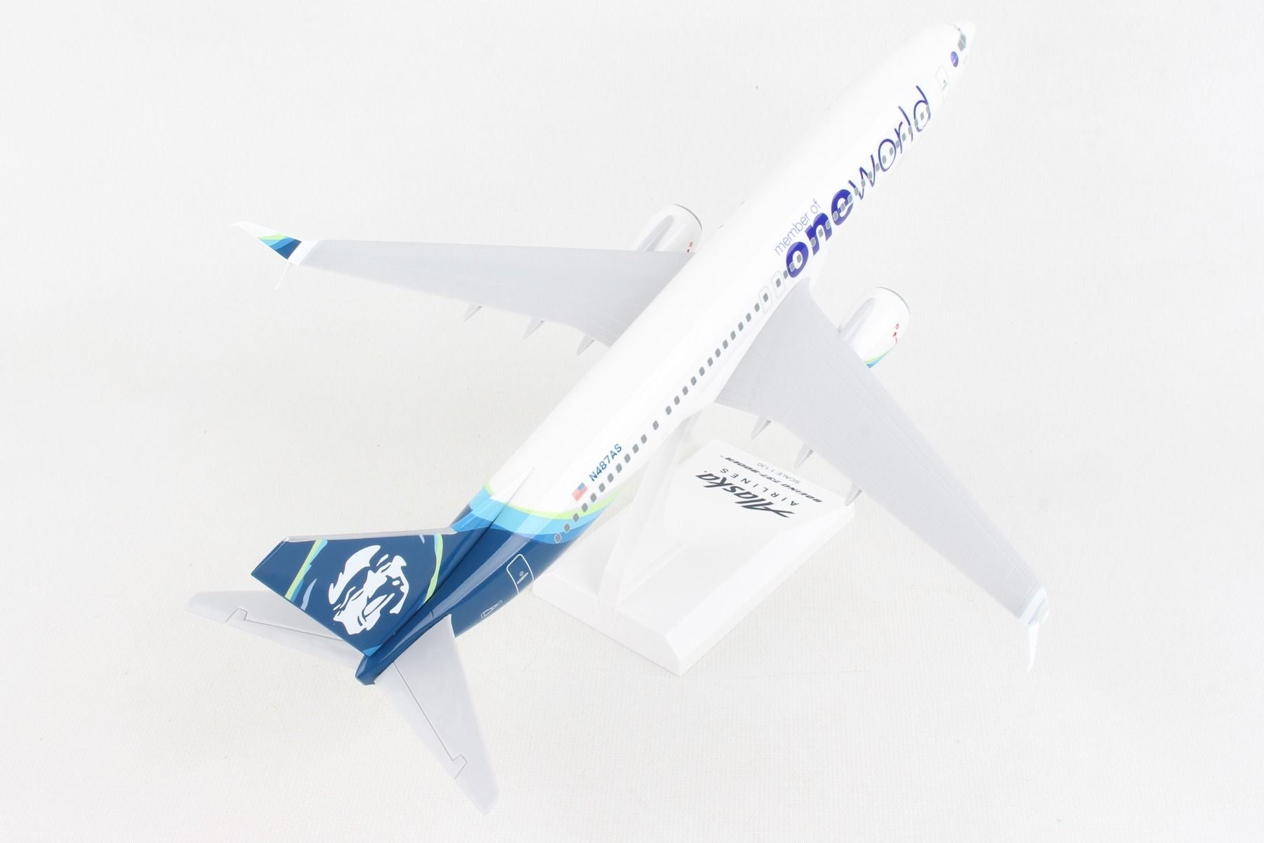 SkyMarks Boeing 737-900 Alaska Airlines “One World” (N487AS) 1:130 Scale Model Right Rear View