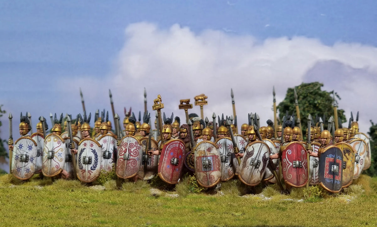 Large massed battlefield formation of painted Victrix 28mm Italian allied legionaries with decorated shields