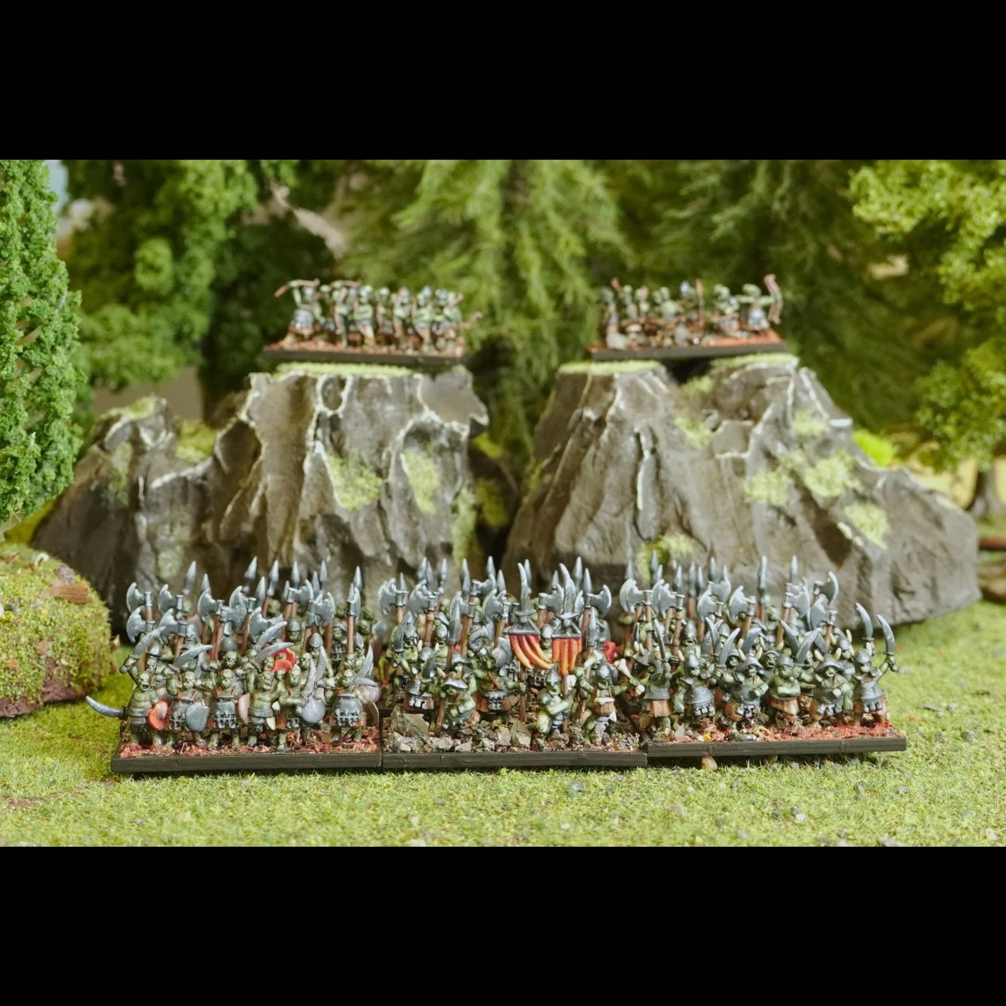 Wargames Atlantic 10mm Classic Fantasy Battles Orc Horde (Plastic Miniatures)