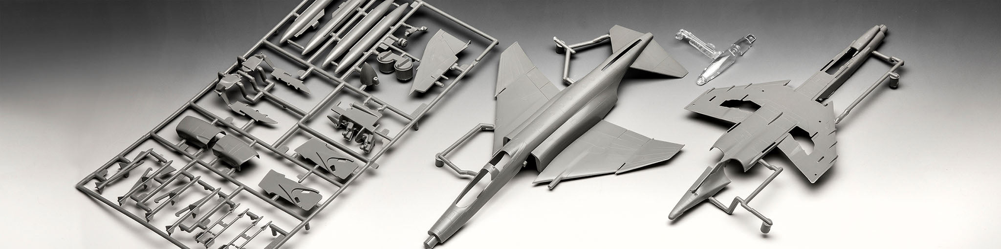 McDonnel Douglas F-4E Phantom 1/72 Scale Easy Click Model Kit Frames