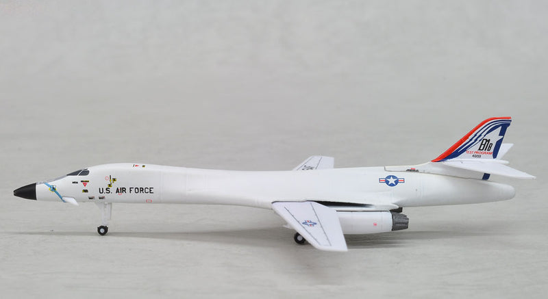 Rockwell B1-B Lancer Test Program 1/400 Scale Model Left Side View