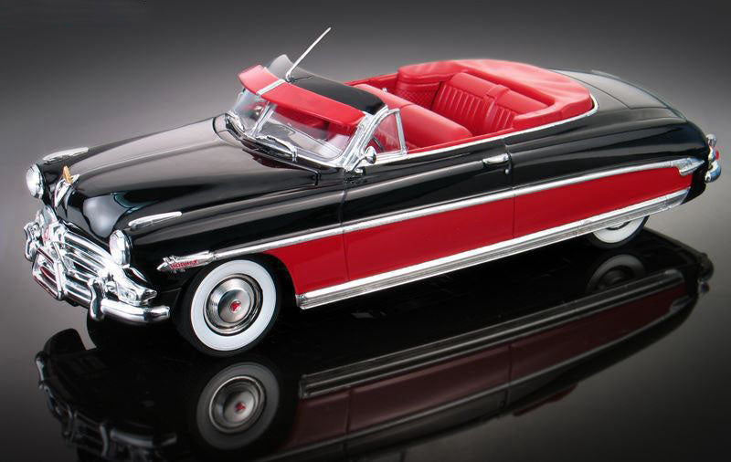 1952 Hudson Hornet Convertible 1:25 Scale Model Kit