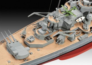 Scharnhorst Battleship WWII, 1/570 Scale Model Kit Aft Details