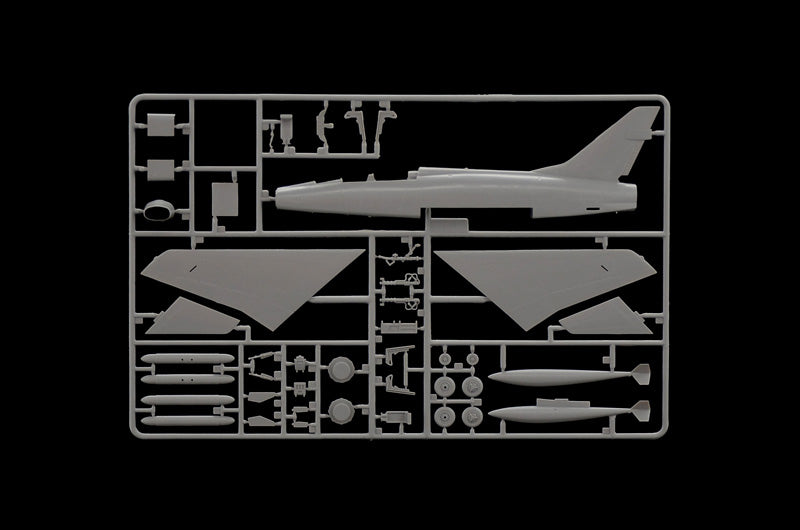 North American F-100F Super Sabre, 1/72 Scale Model Kit Sample Frame
