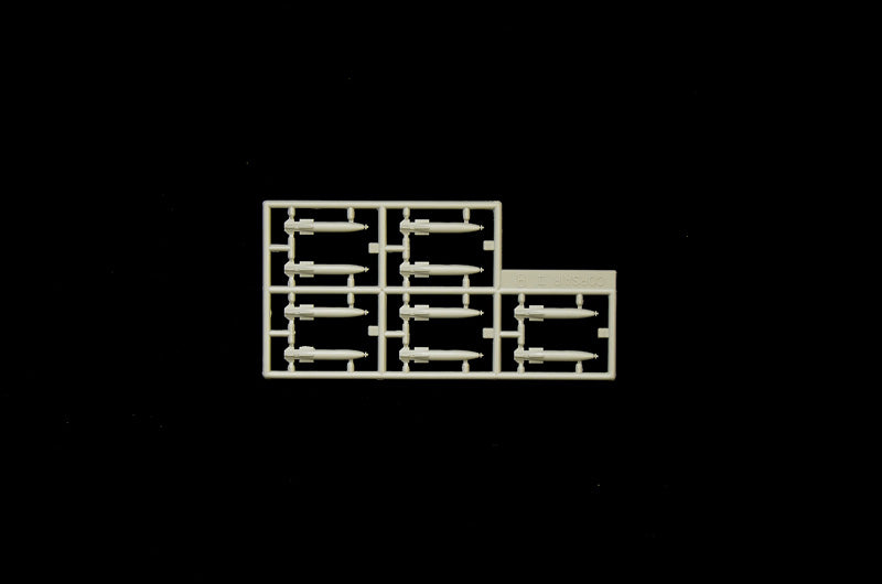 Ling-Temco-Vought (LTV) A-7E Corsair II, 1/72 Scale Plastic Model Kit Bombs Frame