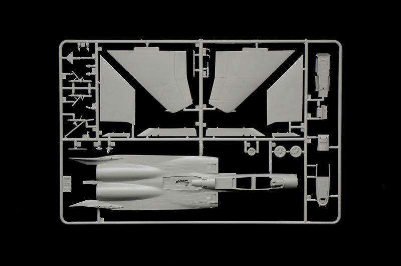 McDonnell Douglas 15-C Eagle, 1/72 Scale Model Kit Frame 2