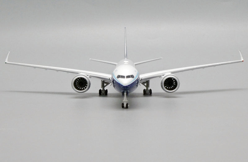 Boeing 777-9X House Livery “Folded Wing Version” (N779XW) 1:400 Scale Model Front View