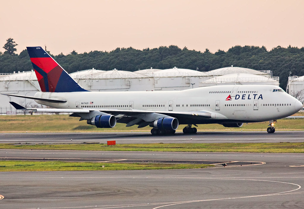 Herpa | Boeing 747-400 Delta Airlines 1:500 Scale | Bellford Toys