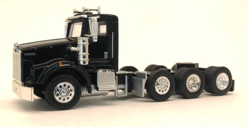 Kenworth T800 Tag Axle (Black)  1:87 (HO) Scale Model By Promotex