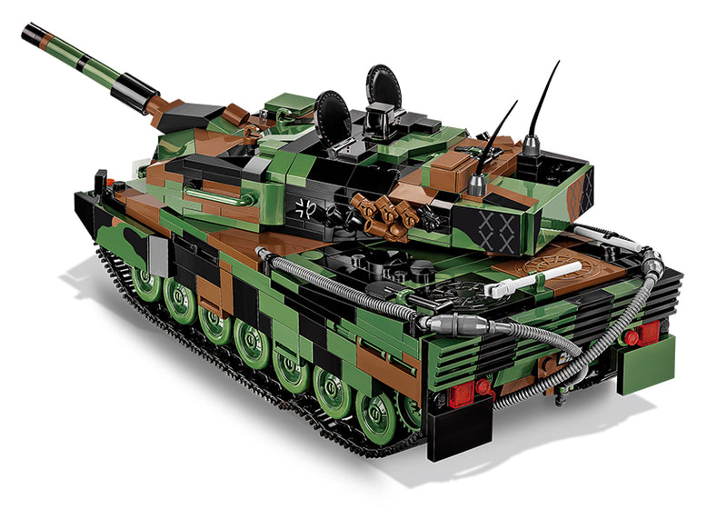 Leopard 2A5 TVM Main Battle Tank, 945 Piece Block Kit Left Rear View