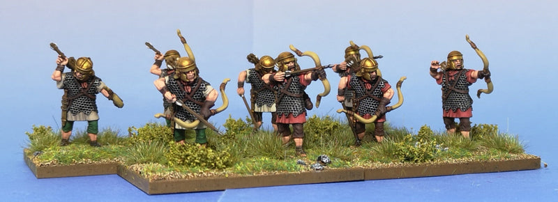 Early Imperial Roman Auxiliary Archers, 28 mm Scale Model Plastic Figures Close Up