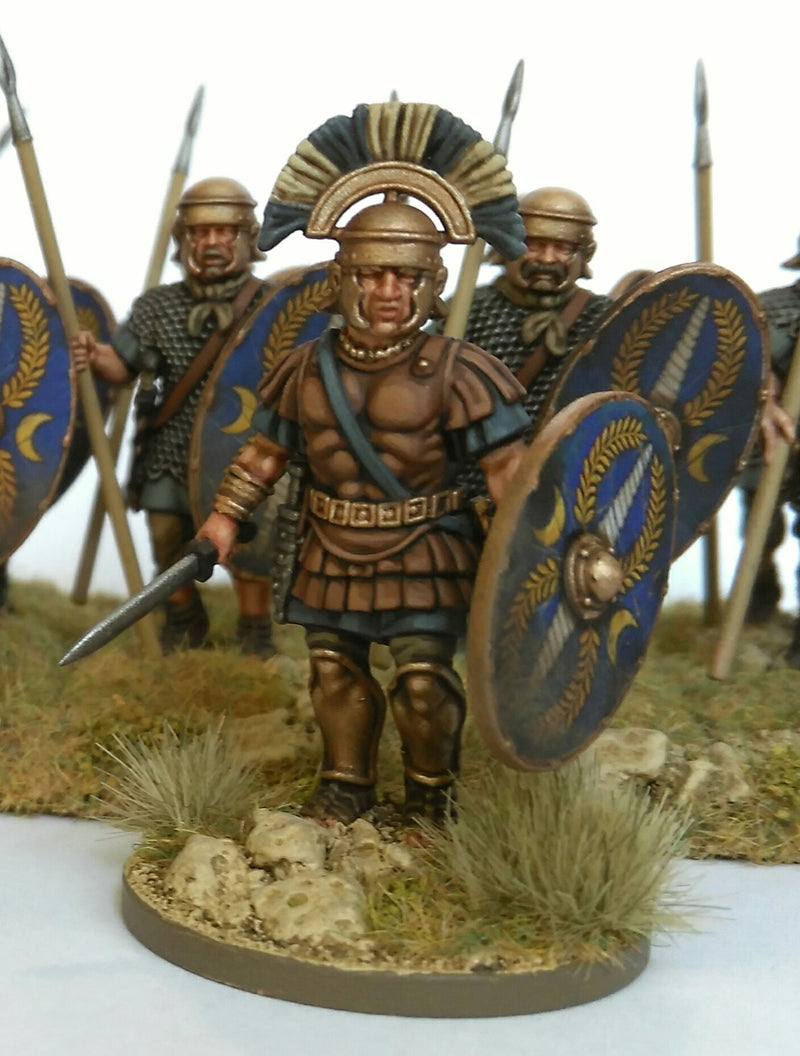 Early Imperial Roman Auxiliary Infantry, 28 mm Scale Model Plastic Figures Command Close Up