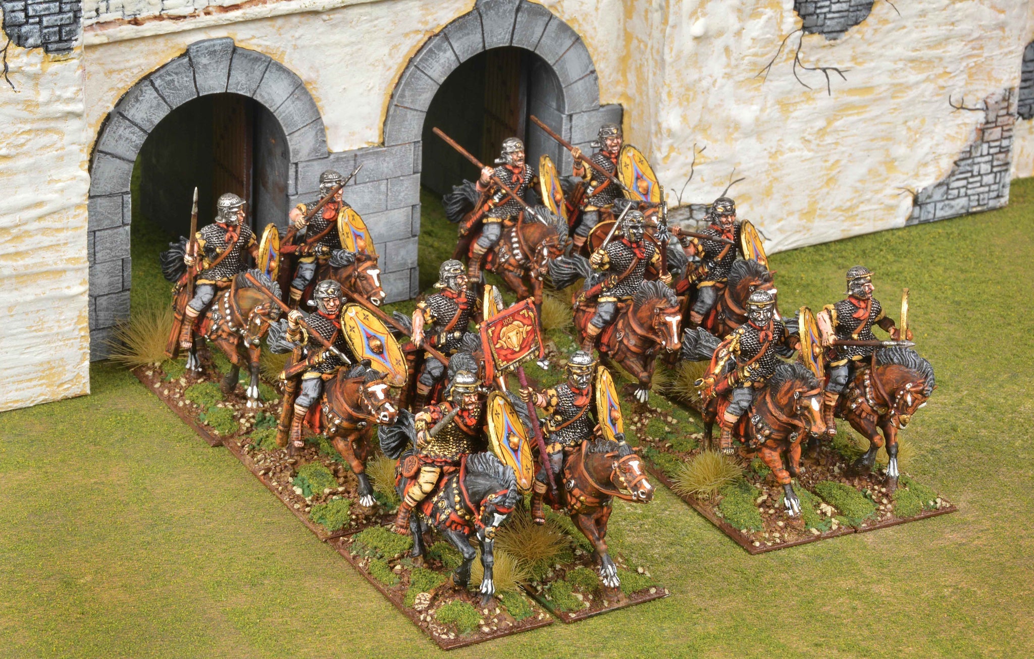 Early Imperial Roman Cavalry, 28 mm Scale Model Plastic Figures