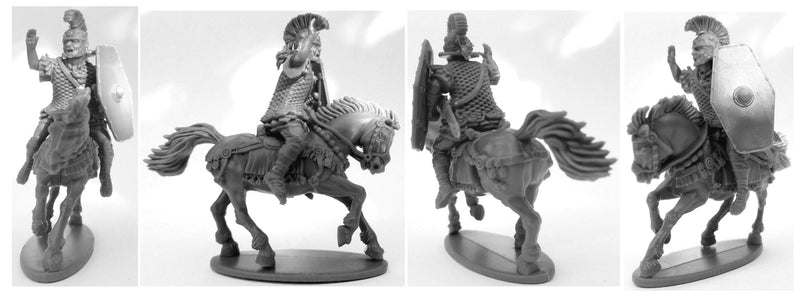 Early Imperial Roman Cavalry, 28 mm Scale Model Plastic Figures Unpainted Close Up