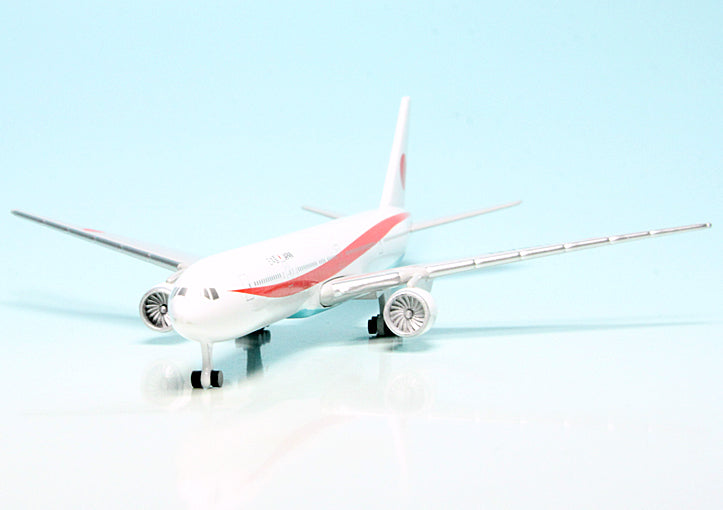 Boeing B777 Japan Air Force 1/600 Scale Diecast Model Left Front View