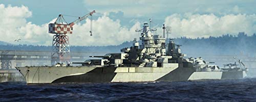 USS Tennessee BB-43 1944, 1:700 Scale Model Kit Box Art