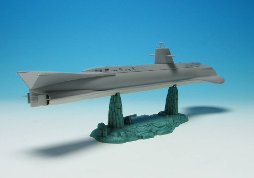 Voyage To The Bottom Of The Sea: Seaview 1:350 Scale Model Kit Right Rear View