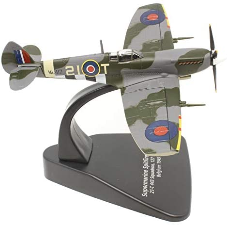 Supermarine Spitfire LF Mk. IXe, 443 Squadron RCAF 1945,1:72 Scale Model Right Side View