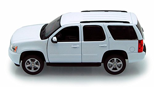 Chevrolet Tahoe 2008 (White) 1:24 - 27 Scale Diecast Car Left Side View