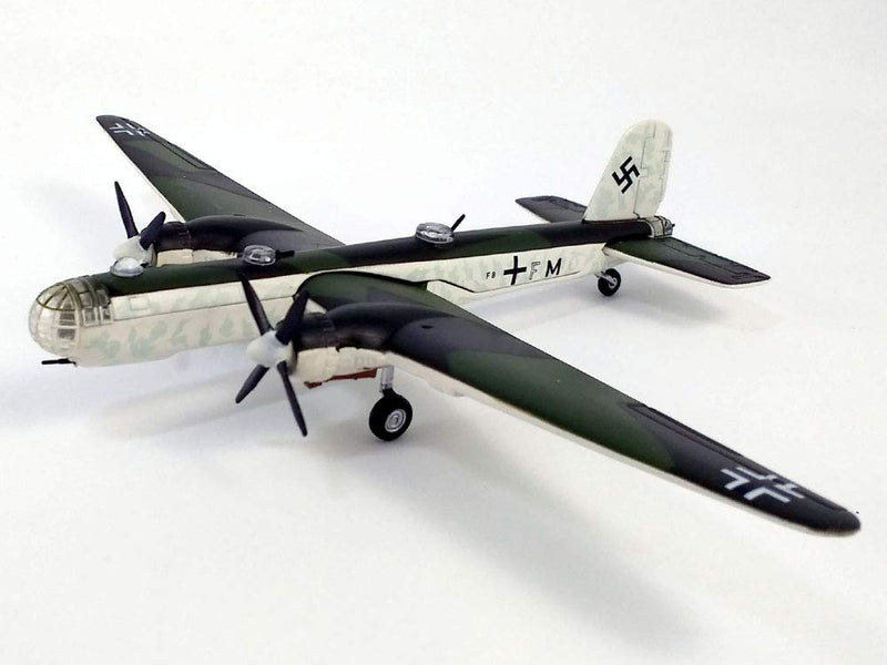 Heinkel He 177  Greif (Griffin) Heavy Bomber 1944 1:144 Scale Model By Atlas Editions