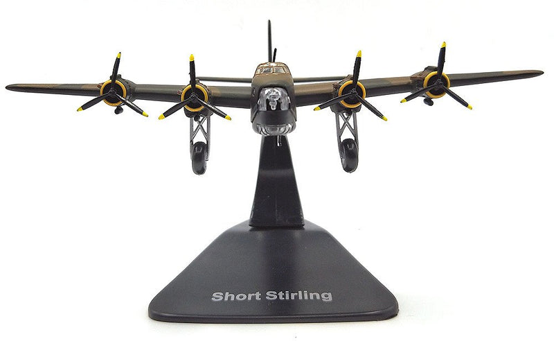 Short Stirling Heavy Bomber 1944, 1:144 Scale Model By Atlas Editions Front View