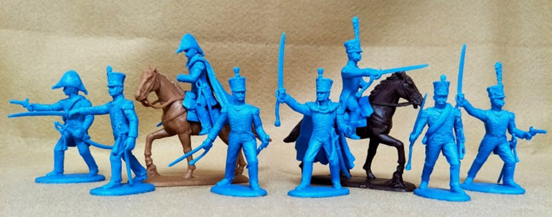 Napoleonic Wars French Line Infantry Officers, 54 mm (1/32) Scale Plastic Figures By Expeditionary Force