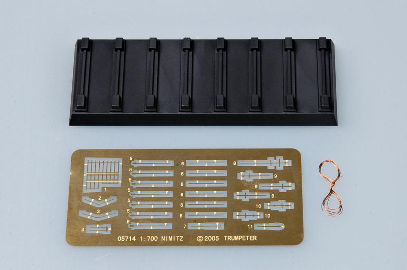 USS Abraham Lincoln Aircraft Carrier CVN-72 2004, 1:700 Scale Model Kit Stand & Photo Etch Parts