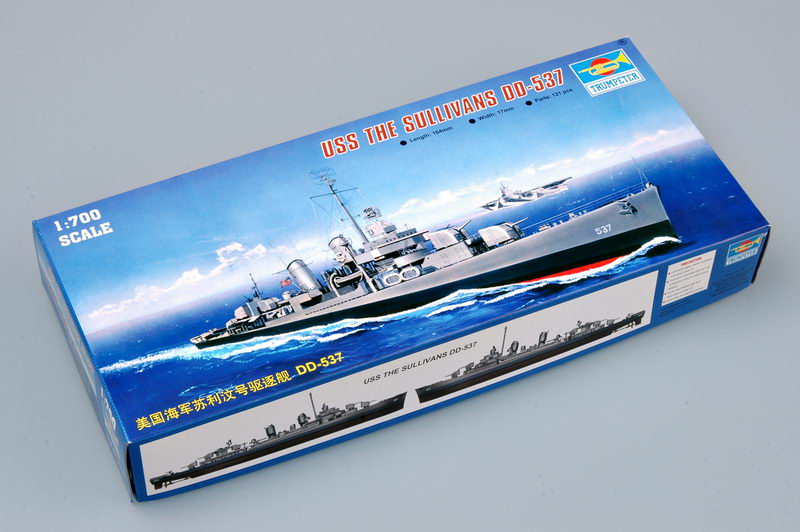 USS The Sullivans DD-537 1:700 Scale Model Kit Box View