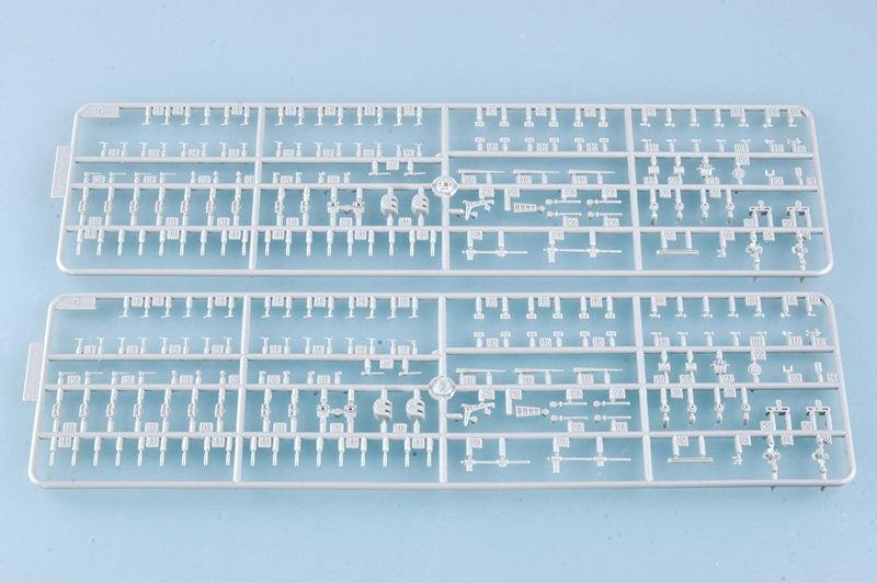 USS Hancock Aircraft Carrier CV-19,1:700 Scale Model Kit