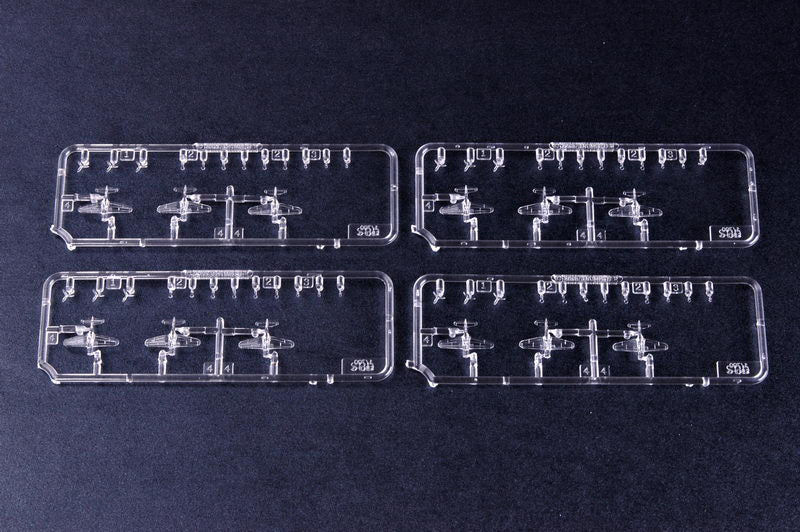 USS Franklin Aircraft Carrier CV-13 1944,1:700 Scale Model Kit SBD Frame