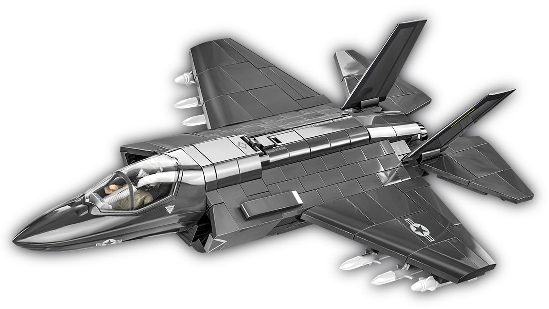 Lockheed Martin F-35B Lightning II, 594 Piece Block Kit In flight