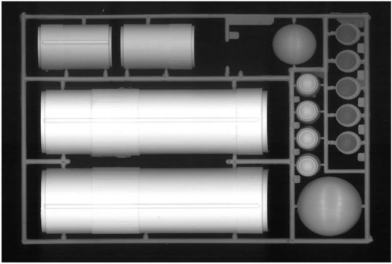 Saturn V Rocket And Apollo Spacecraft 1:200 Scale Model Kit By AMT Sprue
